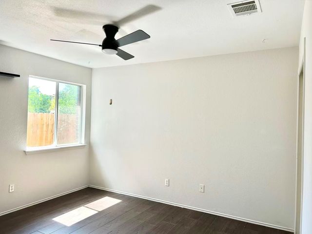 615 Settlement ST, Cedar Park, TX 78613