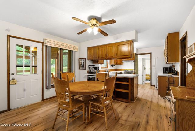 290 Syringa Heights RD, Sandpoint, ID 83864