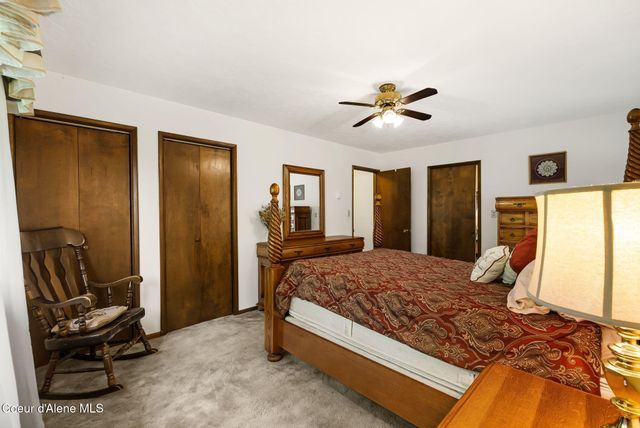 290 Syringa Heights RD, Sandpoint, ID 83864