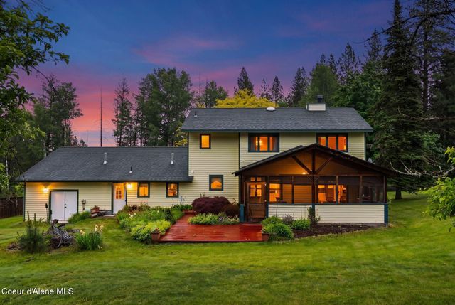 290 Syringa Heights RD, Sandpoint, ID 83864
