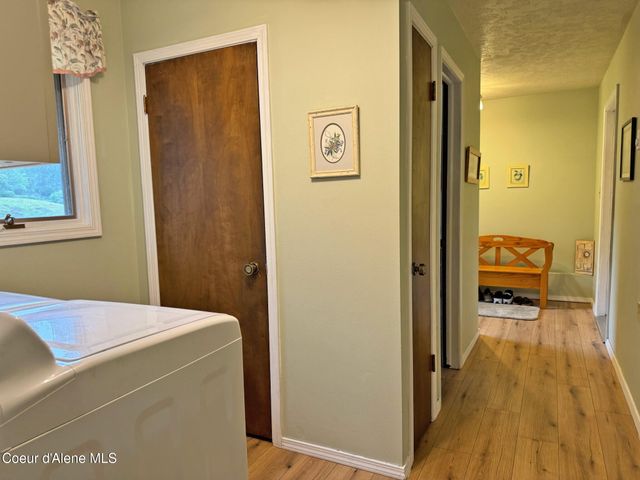 290 Syringa Heights RD, Sandpoint, ID 83864