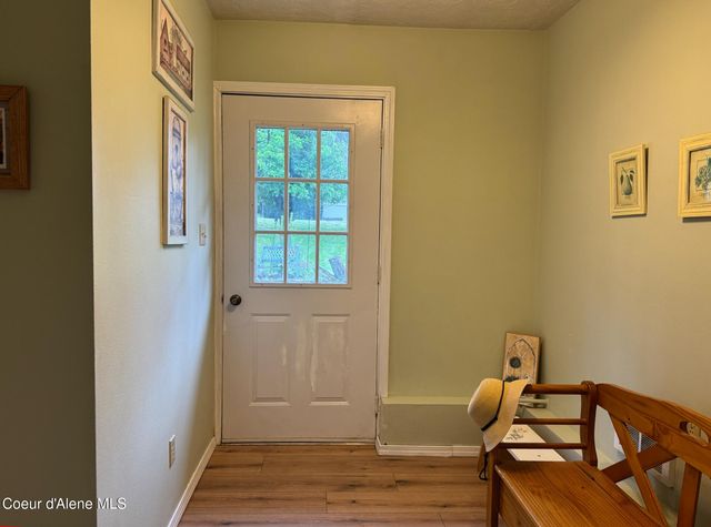 290 Syringa Heights RD, Sandpoint, ID 83864