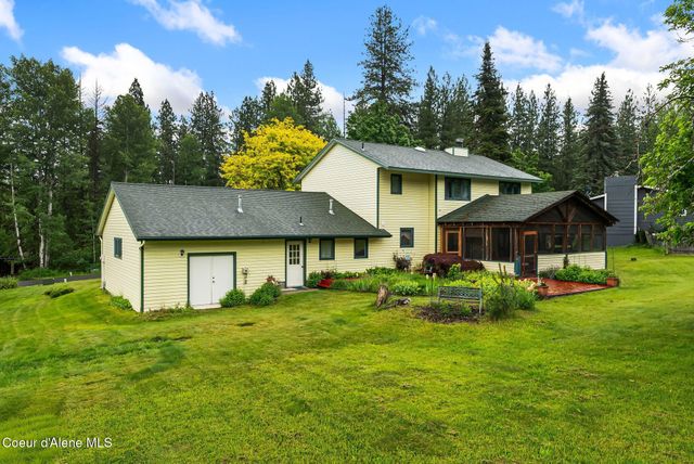 290 Syringa Heights RD, Sandpoint, ID 83864