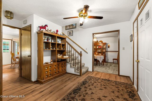 290 Syringa Heights RD, Sandpoint, ID 83864