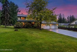 290 Syringa Heights RD, Sandpoint, ID 83864