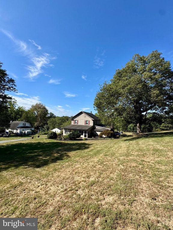 4900 RAUDABAUGH RD, Mechanicsburg, PA 17050