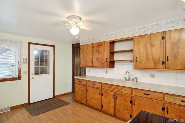 48 Coshway Place, Tonawanda, NY 14150