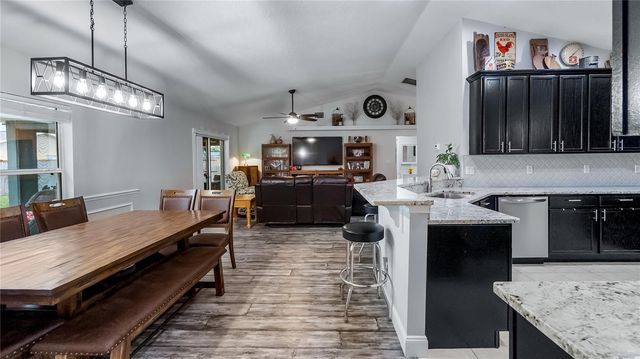 406 S PALM AVENUE, Howey In The Hills, FL 34737