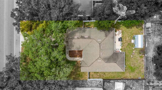 406 S PALM AVENUE, Howey In The Hills, FL 34737