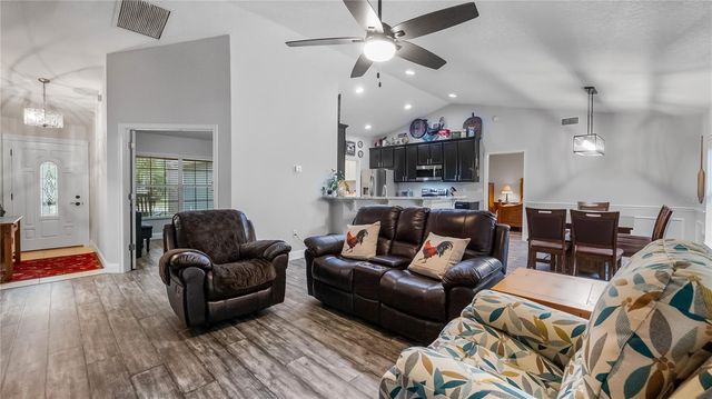 406 S PALM AVENUE, Howey In The Hills, FL 34737