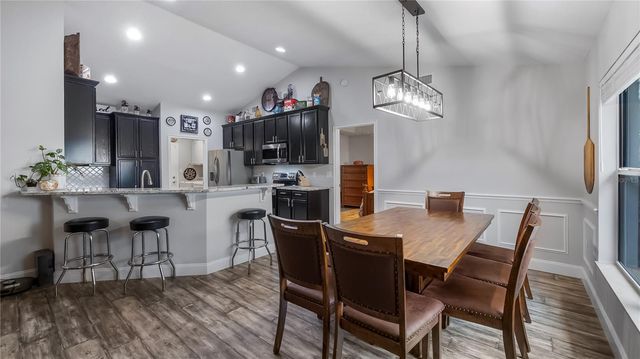 406 S PALM AVENUE, Howey In The Hills, FL 34737