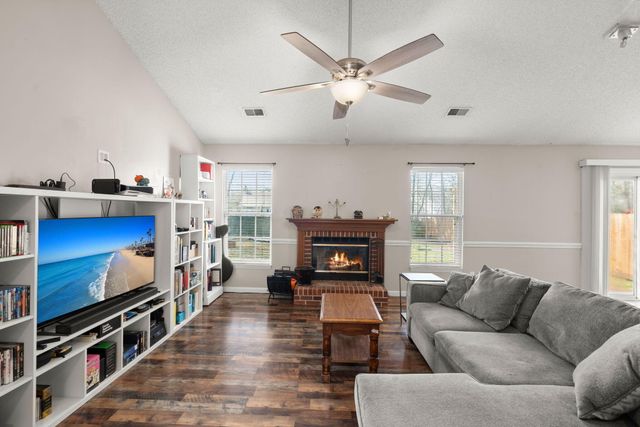 262 Okehampton Drive, Goose Creek, SC 29445