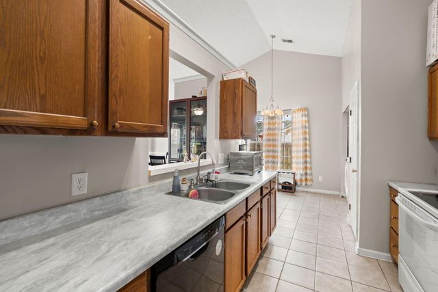 262 Okehampton Drive, Goose Creek, SC 29445