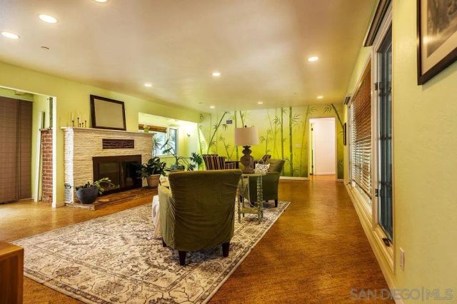 9707 Shadow Rd, La Mesa, CA 91941