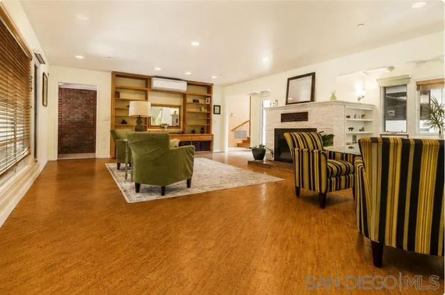 9707 Shadow Rd, La Mesa, CA 91941