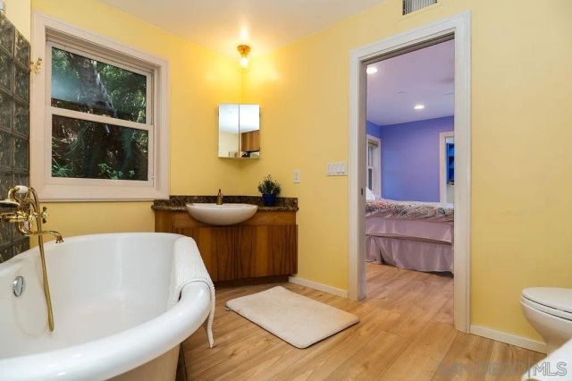 9707 Shadow Rd, La Mesa, CA 91941