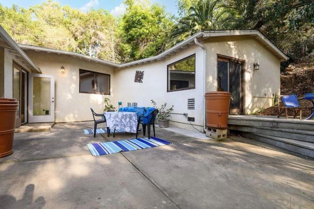 9707 Shadow Rd, La Mesa, CA 91941