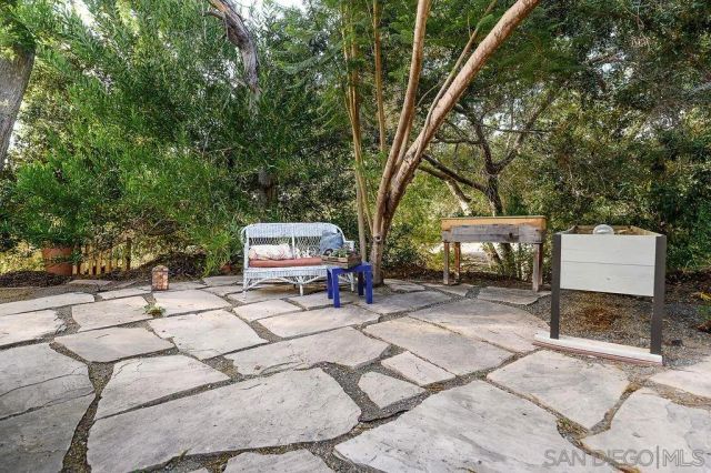 9707 Shadow Rd, La Mesa, CA 91941