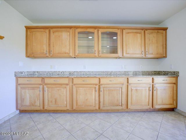 10673 E Camino Quince, Tucson, AZ 85748
