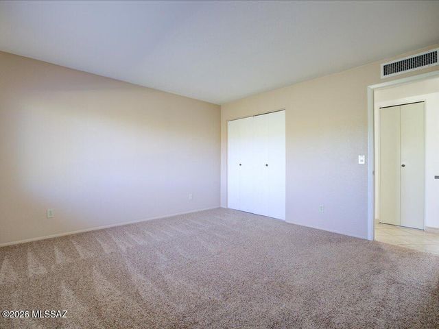 10673 E Camino Quince, Tucson, AZ 85748
