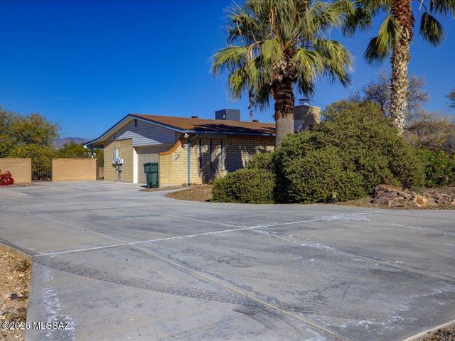 10673 E Camino Quince, Tucson, AZ 85748