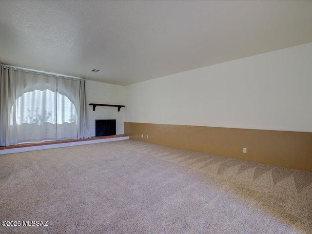 10673 E Camino Quince, Tucson, AZ 85748