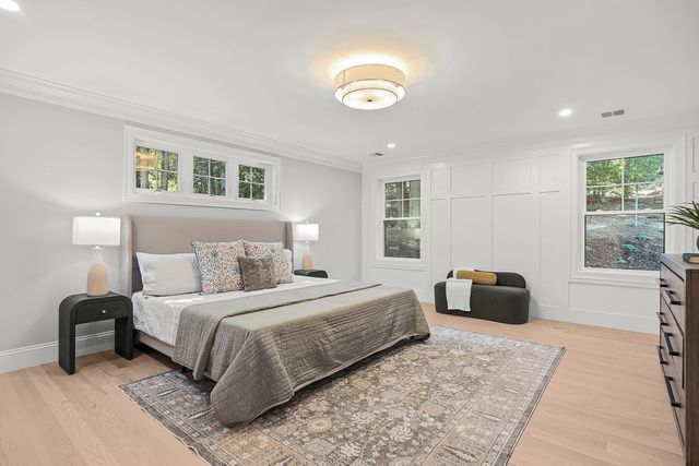 23 Wareland Rd, Wellesley, MA 02481