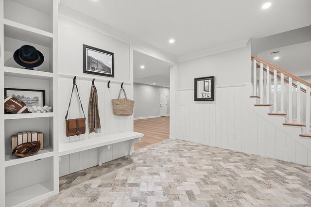 23 Wareland Rd, Wellesley, MA 02481