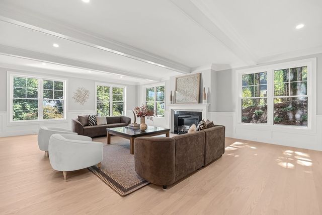 23 Wareland Rd, Wellesley, MA 02481