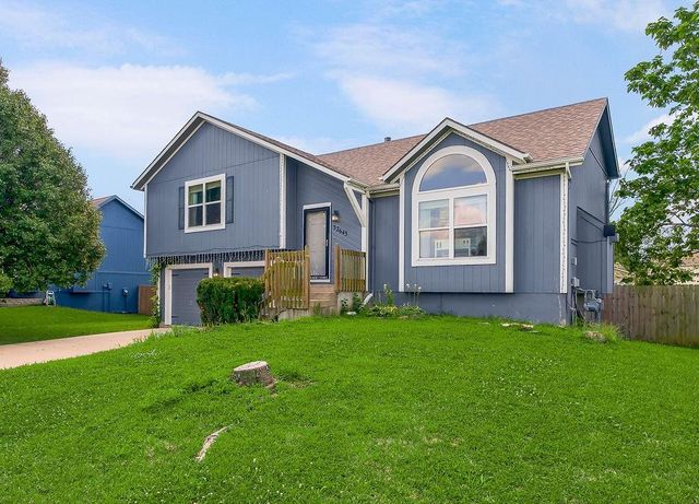 32643 W 172nd Street, Gardner, KS 66030
