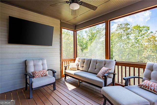 61 Roberson Drive, Cartersville, GA 30121