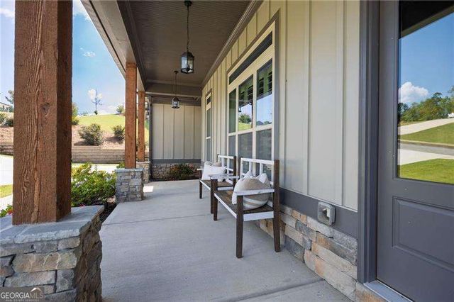 61 Roberson Drive, Cartersville, GA 30121