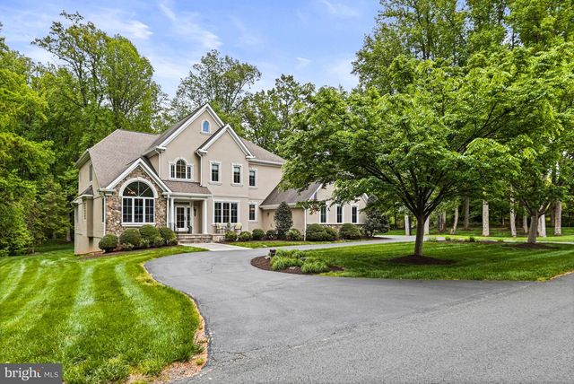 1109 NIELSON ST, Mclean, VA 22102