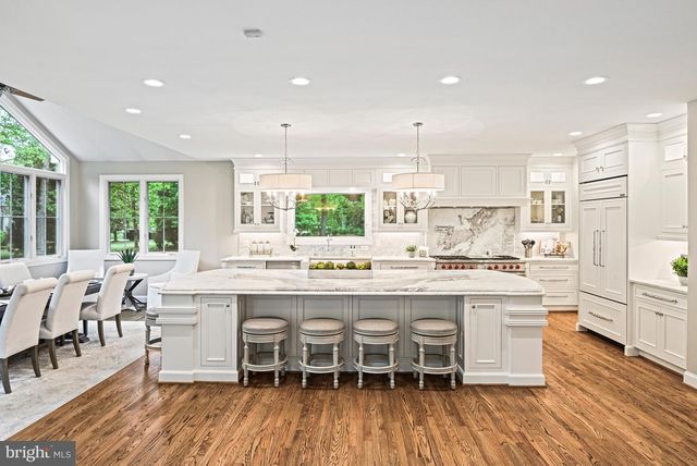 1109 NIELSON ST, Mclean, VA 22102