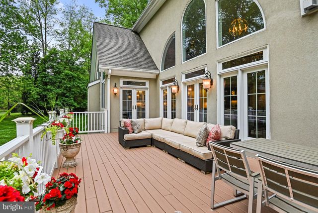 1109 NIELSON ST, Mclean, VA 22102