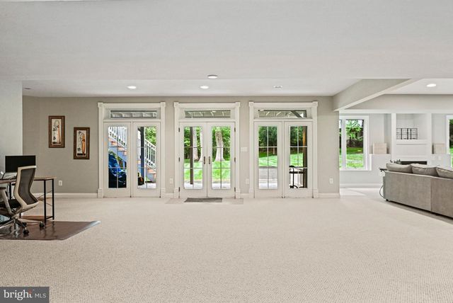 1109 NIELSON ST, Mclean, VA 22102