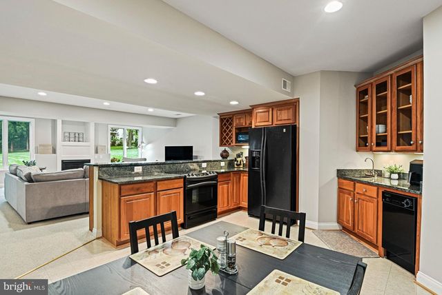1109 NIELSON ST, Mclean, VA 22102