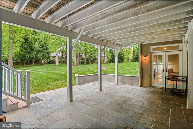1109 NIELSON ST, Mclean, VA 22102