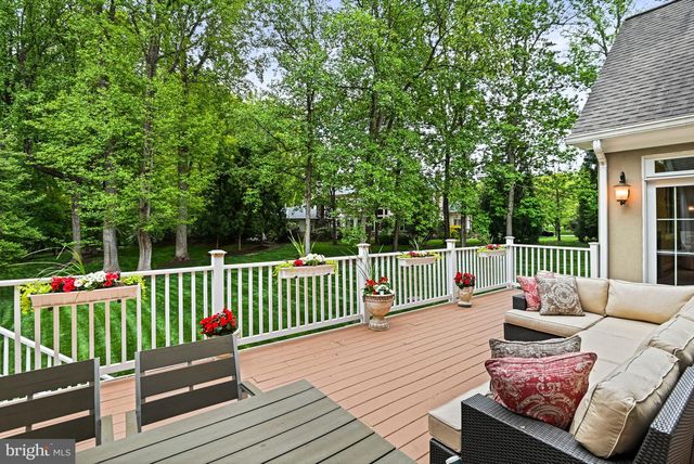 1109 NIELSON ST, Mclean, VA 22102
