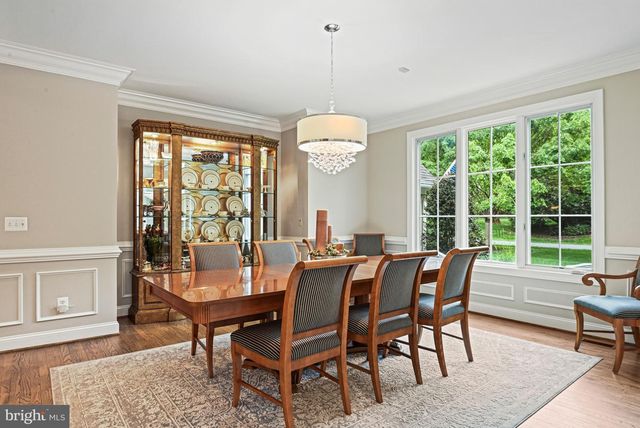 1109 NIELSON ST, Mclean, VA 22102