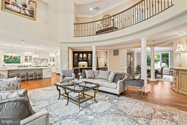 1109 NIELSON ST, Mclean, VA 22102