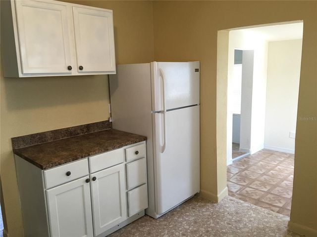 1218 AVENUE L, Haines City, FL 33844