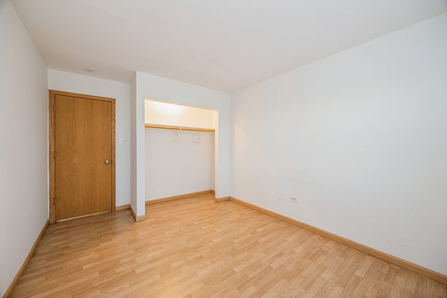 8480 W 103rd Terrace 301, Palos Hills, IL 60465