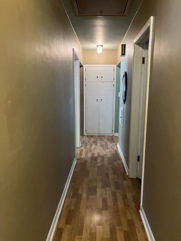 2504 S 8 STREET, Manitowoc, WI 54220