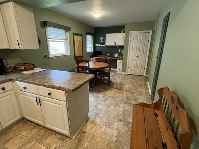2504 S 8 STREET, Manitowoc, WI 54220