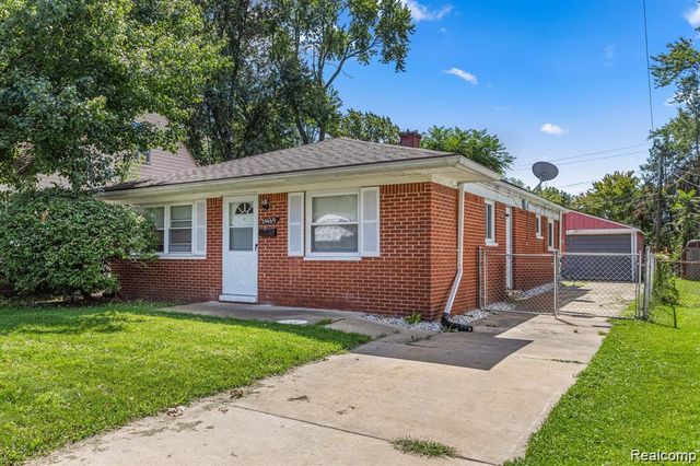 25469 Powers St Avenue, Dearborn Heights, MI 48125