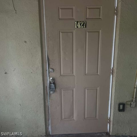 1427 Markland, Fort Myers, FL 33916