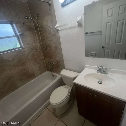 1427 Markland, Fort Myers, FL 33916