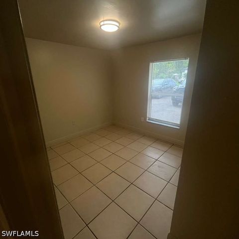 1427 Markland, Fort Myers, FL 33916