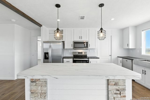 2479 FM 1332, Jourdanton, TX 78026